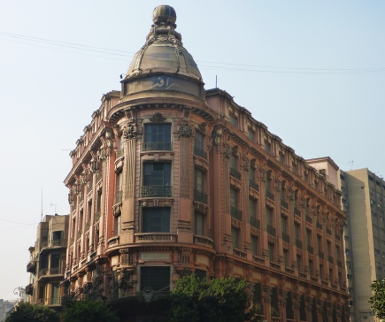 <a class="fancybox" rel="gallery-images" href="https://www.passageways.clustermappinginitiative.org/sites/default/files/styles/largest/public/41_rushdi_st_01.jpg?itok=bPk_-hUN" title="عمر أفندي أحد أهم المباني في بلوك عبدالعزيز">تكبير</a><br >عمر أفندي أحد أهم المباني في بلوك عبدالعزيز