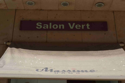 <a class="fancybox" rel="gallery-signage-and-space-annotations" href="https://www.passageways.clustermappinginitiative.org/sites/default/files/styles/largest/public/dsc_0068_01.jpg?itok=5P8Cho8y" title="">Enlarge</a><br >