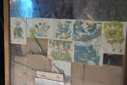 <a class="fancybox" rel="gallery-signage-and-space-annotations" href="https://www.passageways.clustermappinginitiative.org/sites/default/files/styles/largest/public/dsc_0146_01_0.jpg?itok=arUC47xo" title="">Enlarge</a><br >