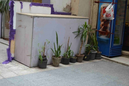 <a class="fancybox" rel="gallery-encroachments-and-territory-markers" href="https://www.passageways.clustermappinginitiative.org/sites/default/files/styles/largest/public/dsc_0163_01.jpg?itok=cetTu99F" title="">Enlarge</a><br >