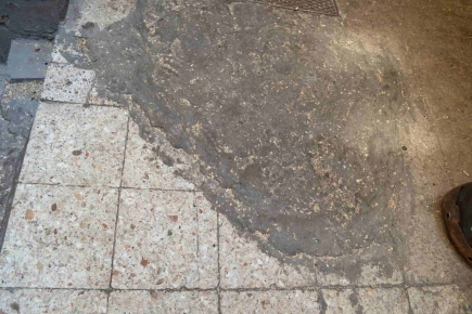 <a class="fancybox" rel="gallery-materials-and-textures" href="https://www.passageways.clustermappinginitiative.org/sites/default/files/styles/largest/public/dsc_0179_01.jpg?itok=QMKNoUZr" title="">Enlarge</a><br >