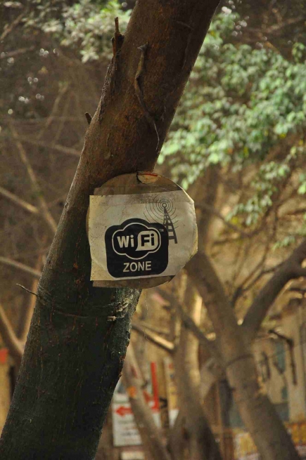 <a class="fancybox" rel="gallery-signage-and-space-annotations" href="https://www.passageways.clustermappinginitiative.org/sites/default/files/styles/largest/public/dsc_0309_01.jpg?itok=uPLK2GfW" title="">Enlarge</a><br >