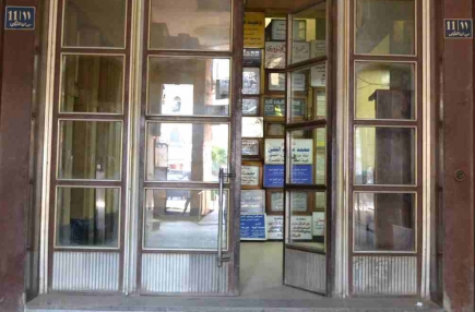 <a class="fancybox" rel="gallery-signage-and-space-annotations" href="https://www.passageways.clustermappinginitiative.org/sites/default/files/styles/largest/public/dsc_0335_01.jpg?itok=o-EArdPt" title="">Enlarge</a><br >