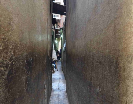 <a class="fancybox" rel="gallery-" href="https://www.passageways.clustermappinginitiative.org/sites/default/files/styles/largest/public/dsc_0342_01.jpg?itok=NTuz0X9P" title="The narrowest part of the passage is 60 cm wide.">Enlarge</a><br >2015, Apr 09<br>The narrowest part of the passage is 60 cm wide.
