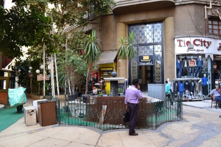 <a class="fancybox" rel="gallery-encroachments-and-territory-markers" href="https://www.passageways.clustermappinginitiative.org/sites/default/files/styles/largest/public/dsc_0404_01_1.jpg?itok=DcbNE1XG" title="">Enlarge</a><br >