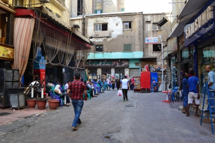 <a class="fancybox" rel="gallery-" href="https://www.passageways.clustermappinginitiative.org/sites/default/files/styles/largest/public/dsc_0436.jpg?itok=_RIb1vmS" title="Overview of the passageway with Funoon coffeehouse on the left.">Enlarge</a><br >2015, Sep 29, 02:09pm<br>Overview of the passageway with Funoon coffeehouse on the left.