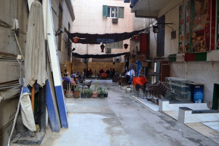 <a class="fancybox" rel="gallery-layering-and-juxtaposition" href="https://www.passageways.clustermappinginitiative.org/sites/default/files/styles/largest/public/dsc_0635_layering_01.jpg?itok=2xr73MY2" title="">Enlarge</a><br >