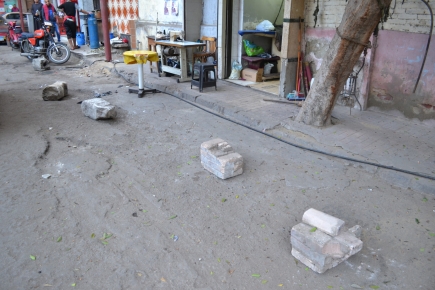 <a class="fancybox" rel="gallery-encroachments-and-territory-markers" href="https://www.passageways.clustermappinginitiative.org/sites/default/files/styles/largest/public/dsc_0682_01.jpg?itok=1pqB0eSz" title="">Enlarge</a><br >