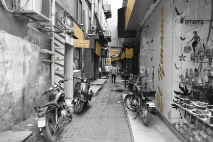 <a class="fancybox" rel="gallery-layering-and-juxtaposition" href="https://www.passageways.clustermappinginitiative.org/sites/default/files/styles/largest/public/dsc_0726_signs_01.jpg?itok=ZgRL779e" title="Signs">Enlarge</a><br >Signs