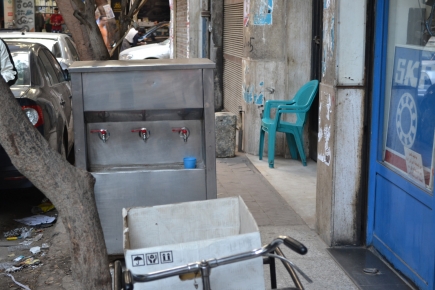 <a class="fancybox" rel="gallery-street-furniture" href="https://www.passageways.clustermappinginitiative.org/sites/default/files/styles/largest/public/dsc_0735_01.jpg?itok=iXSe84Bc" title="">Enlarge</a><br >