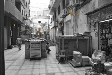 <a class="fancybox" rel="gallery-layering-and-juxtaposition" href="https://www.passageways.clustermappinginitiative.org/sites/default/files/styles/largest/public/dsc_1239_lighting_01.jpg?itok=m0NxgLjt" title="Lightings">Enlarge</a><br >Lightings