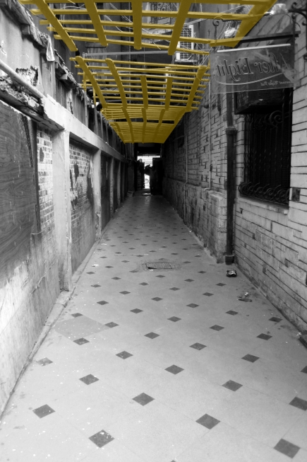 <a class="fancybox" rel="gallery---" href="https://www.passageways.clustermappinginitiative.org/sites/default/files/styles/largest/public/layering_2_5_01.jpg?itok=BviIqYvH" title="">تكبير</a><br >